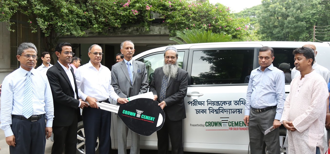 Crown Cement donates car to DU